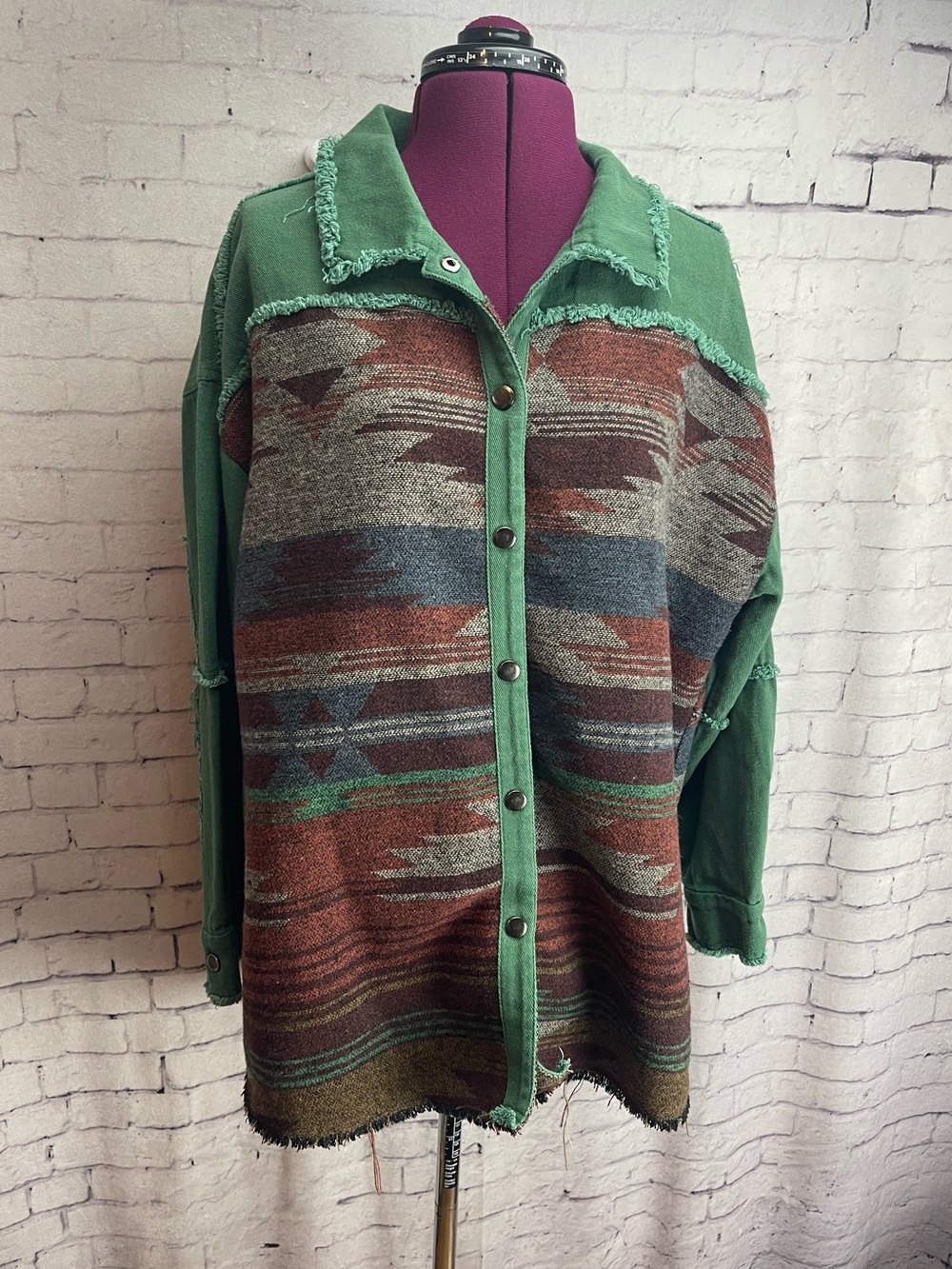 Blue B size large green Aztec print jacket frayed